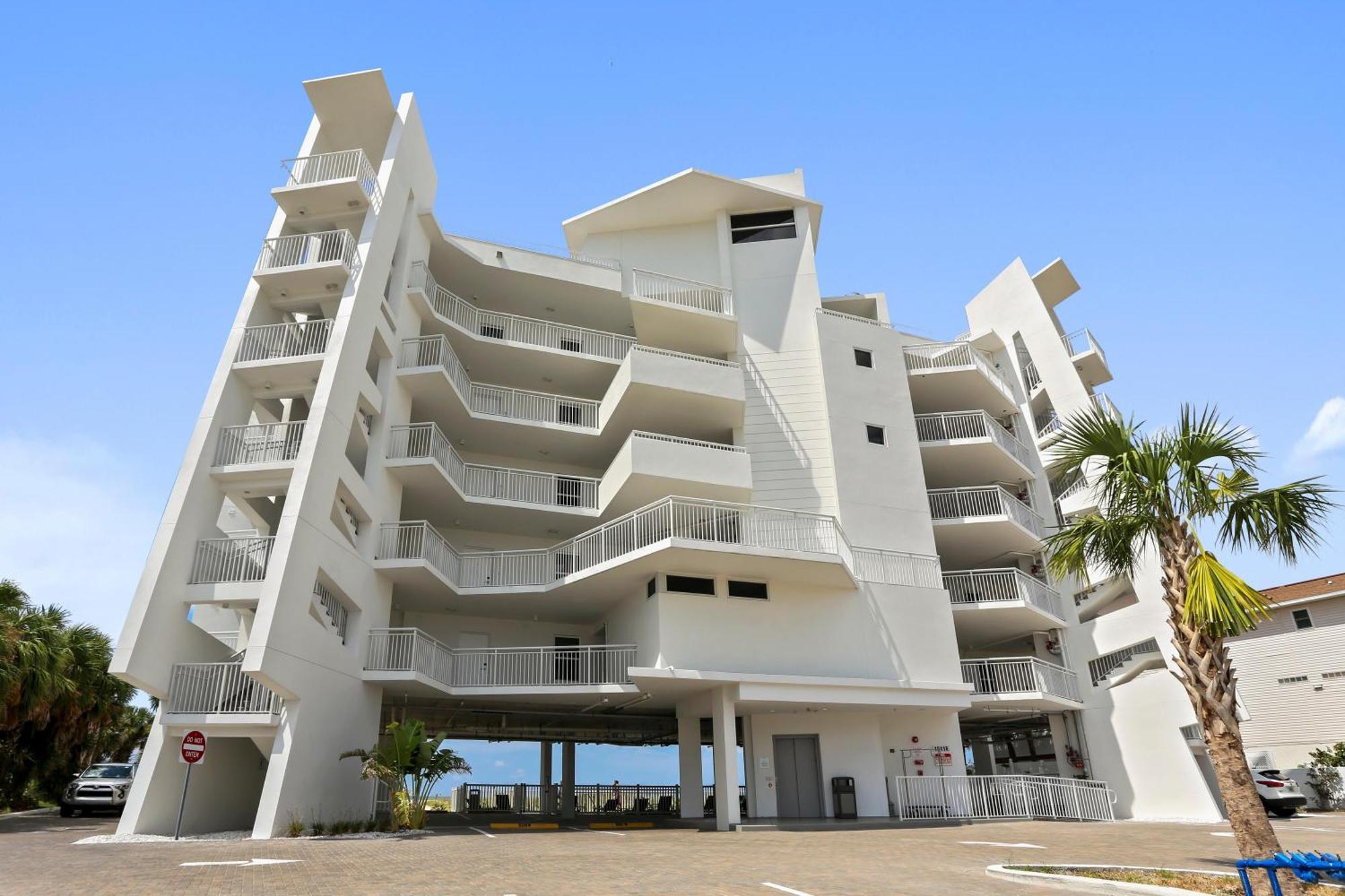 Oceana 202 West St. Pete Beach Exterior foto
