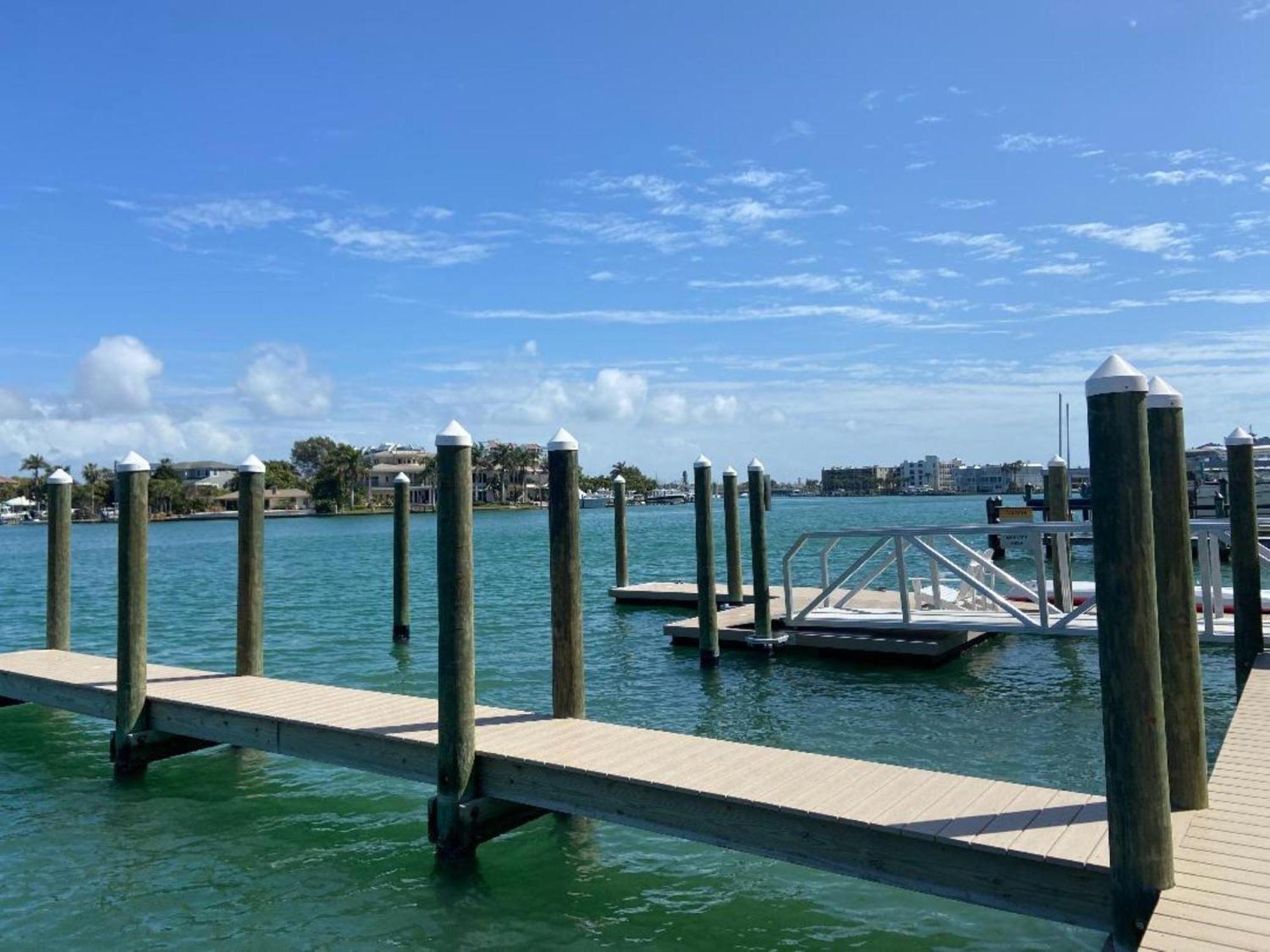 Oceana 202 West St. Pete Beach Exterior foto